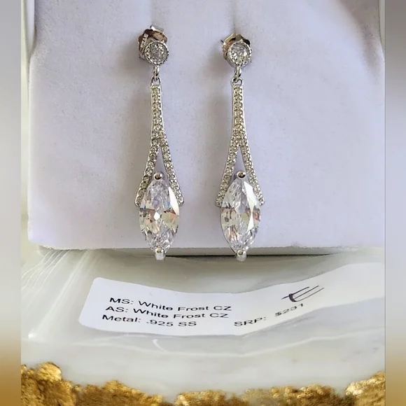 NWT Ryze White Frost Cubic Zirconia .925 Sterling Silver Dangle Earrings - Picture 4 of 9